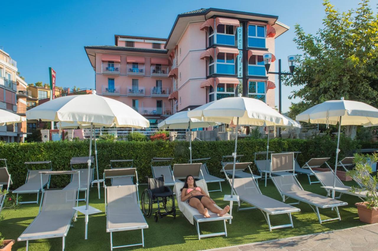 Kriss Internazionale Hotel Bardolino Eksteriør bilde
