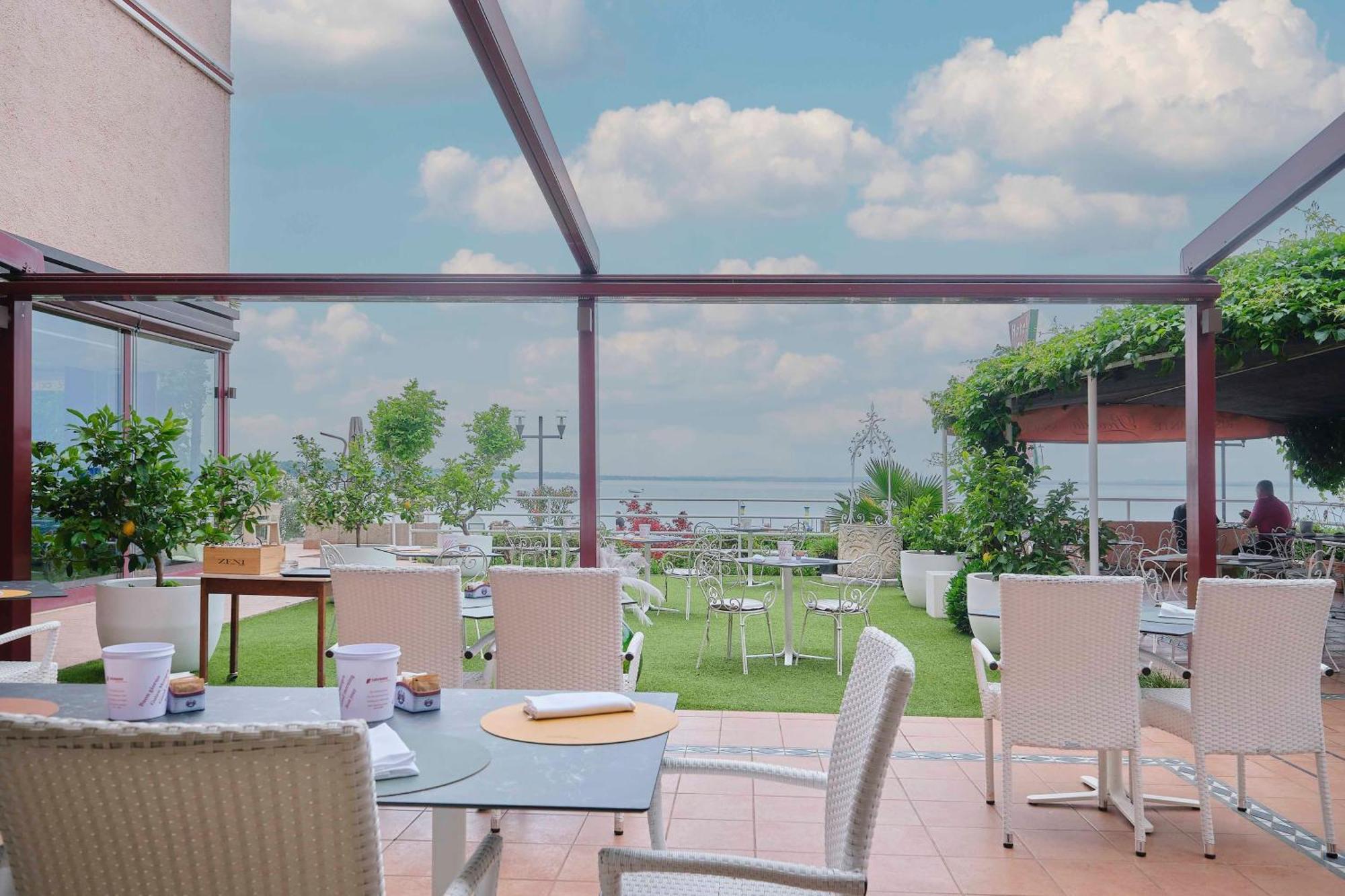 Kriss Internazionale Hotel Bardolino Eksteriør bilde