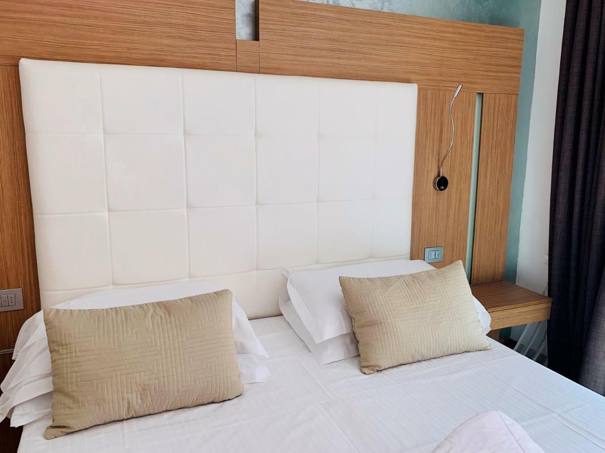 Kriss Internazionale Hotel Bardolino Eksteriør bilde